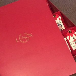 LENOX 12 DAYS OF CHRISTMAS ORNAMENTS SET